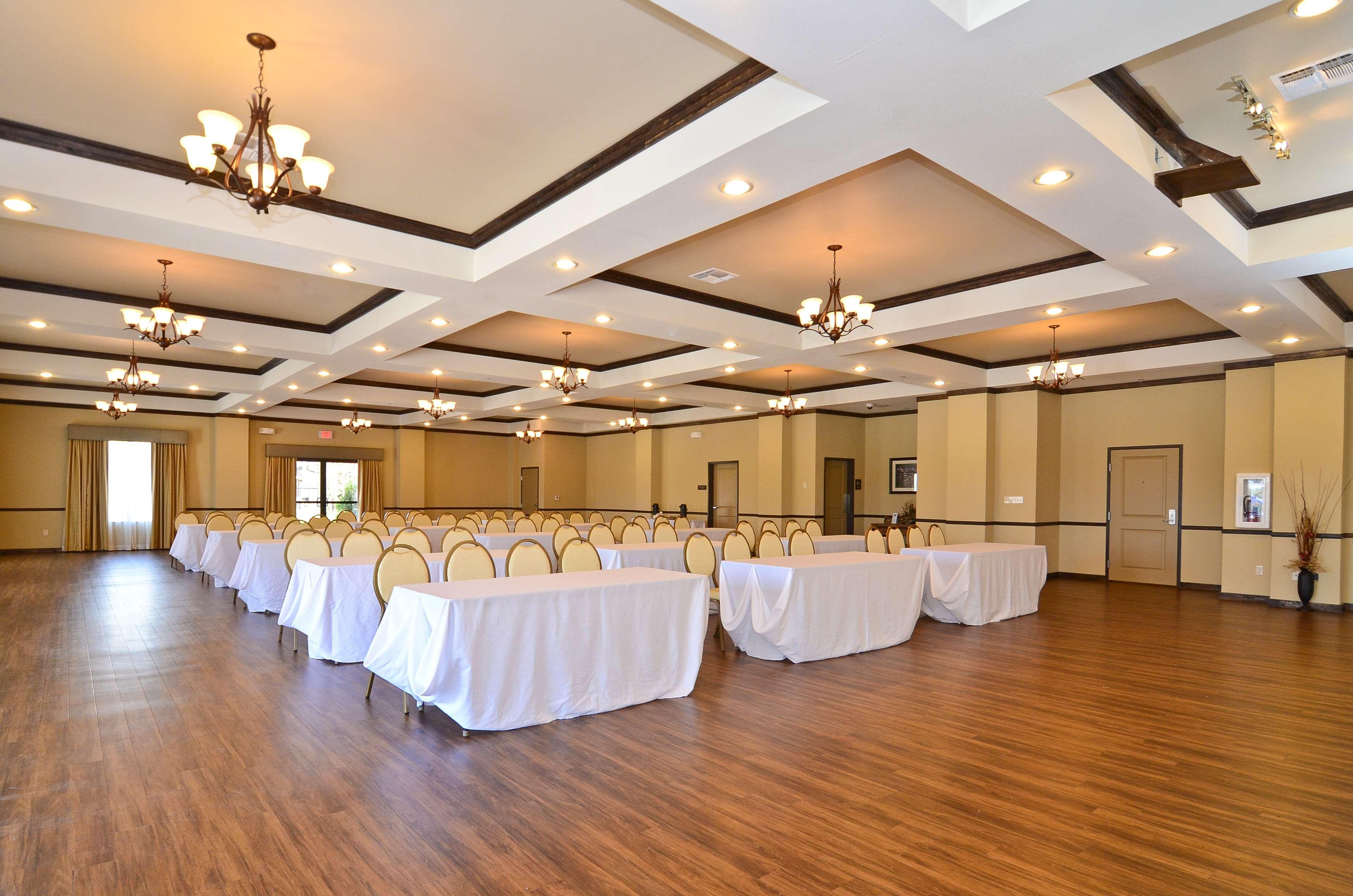 Best Western Plus Emory At Lake Fork Inn & Suites Επιχειρήσεις φωτογραφία